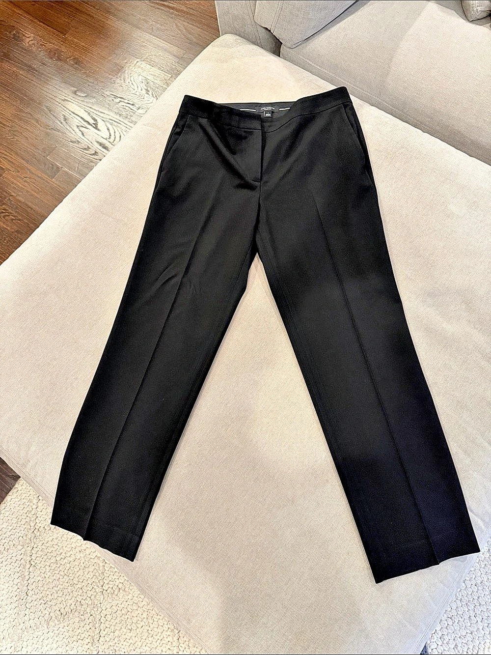 Ann Taylor Curvy Fit pants Straight Leg Pants in Black Size 6 Like New